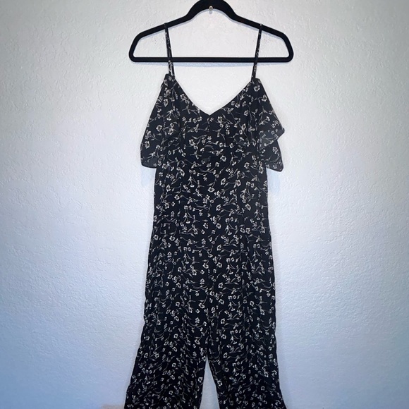 Xhilaration Black and White Cold-Shoulder Jumpsuit - Picture 3 of 7